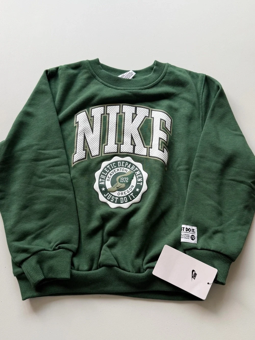 Nike Green Crewneck Sweatshirt with White Collegiate Logo